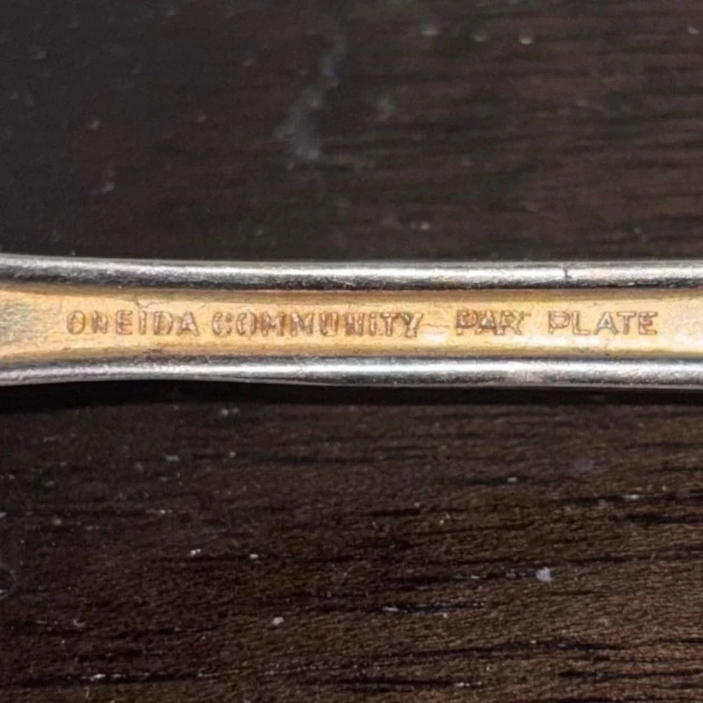 Vintage | Oneida Community Par Plate | Silverware | One Fork |‎ 7 Inch